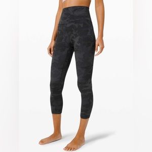 Lululemon Align Crop 23" in Incognito Camo Multi Grey. Size 6.